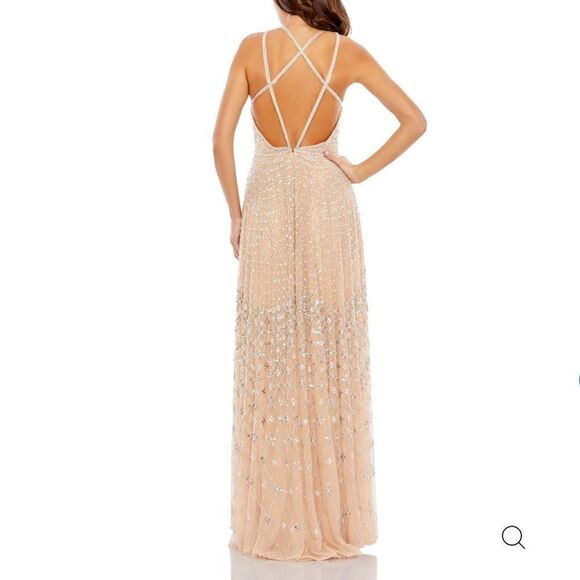 NWT Mac Duggal 93701 Embellished Plunge Neck Sleeveless Gown Size 6 - Picture 5 of 15